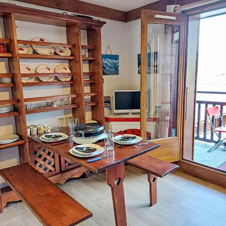 Апартаменты La Piste-5 By Interhome Сен-Жерве-Ле-Бэн